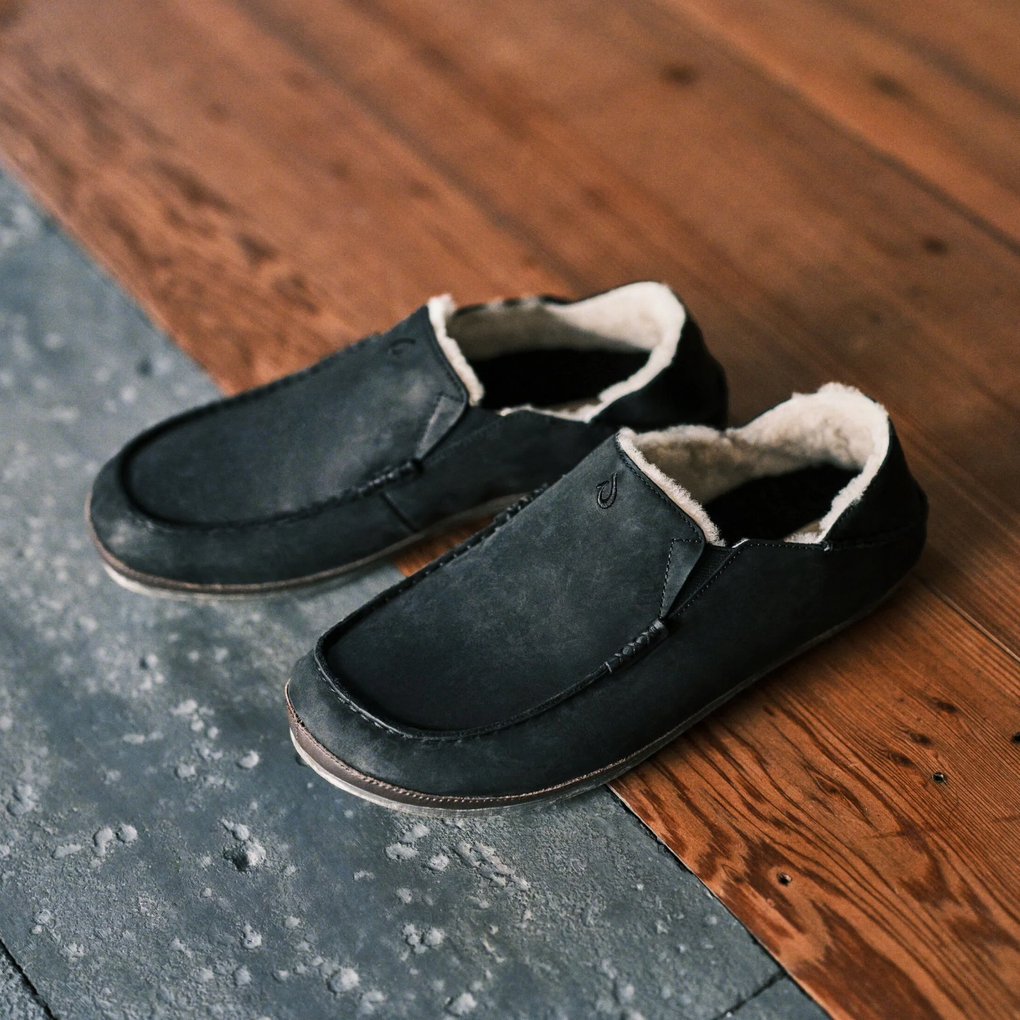 Moloā Slipper - Black / Dk Java - Image 10