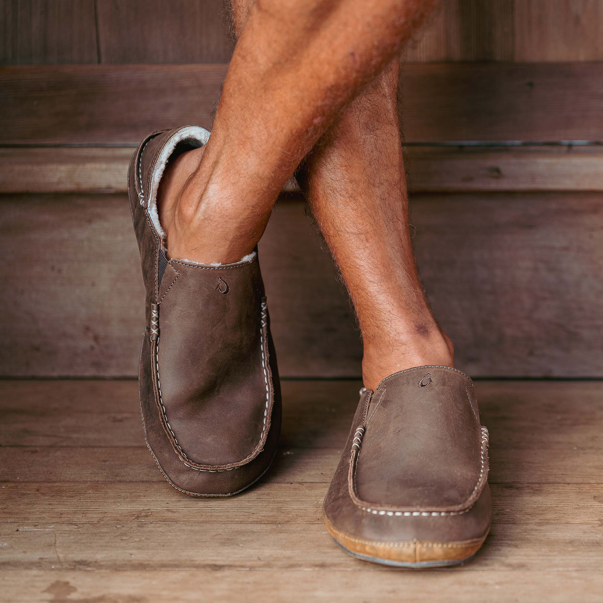 Moloā Slipper - Dark Wood - Image 5