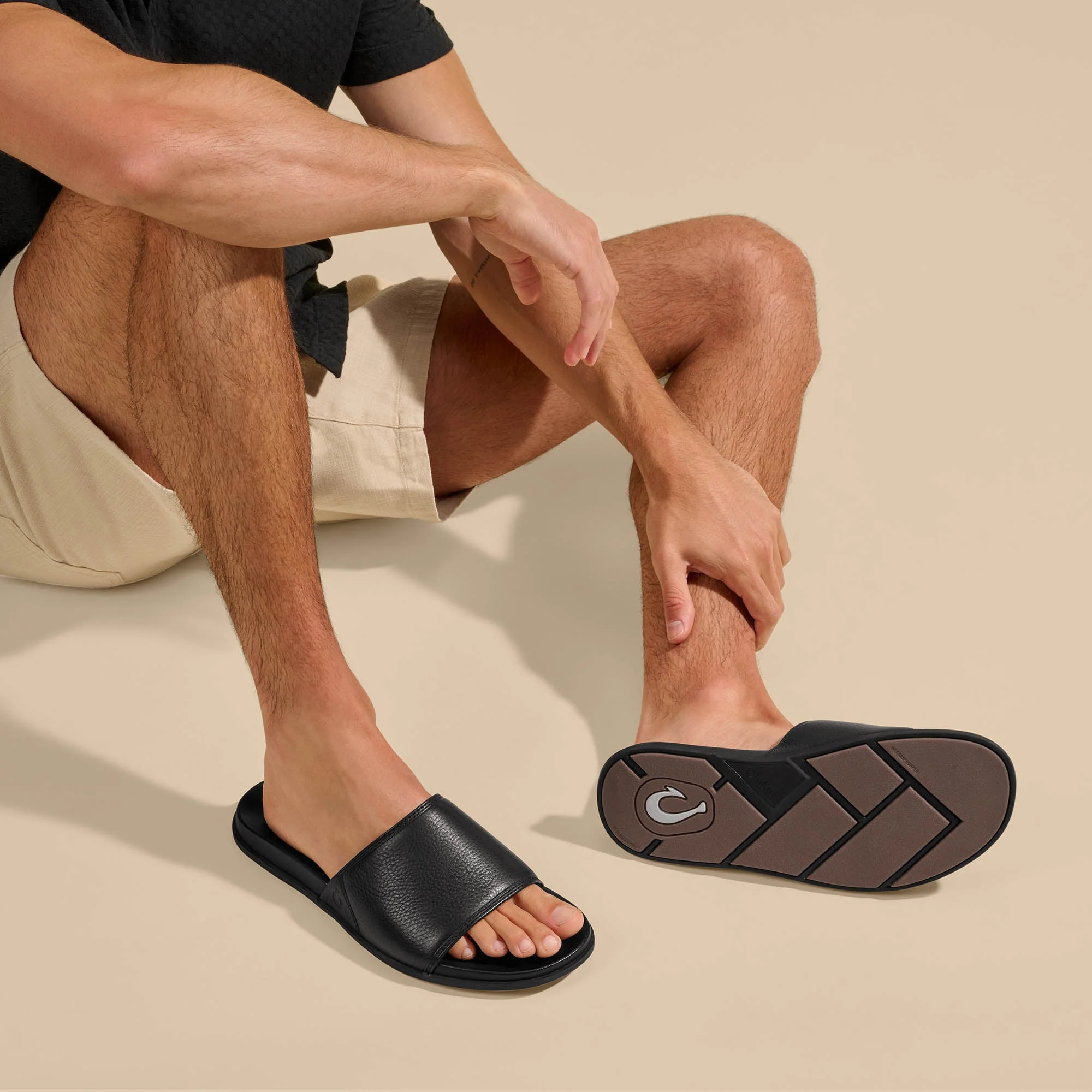 ‘Ōlali Slide - Black / Black - Image 4
