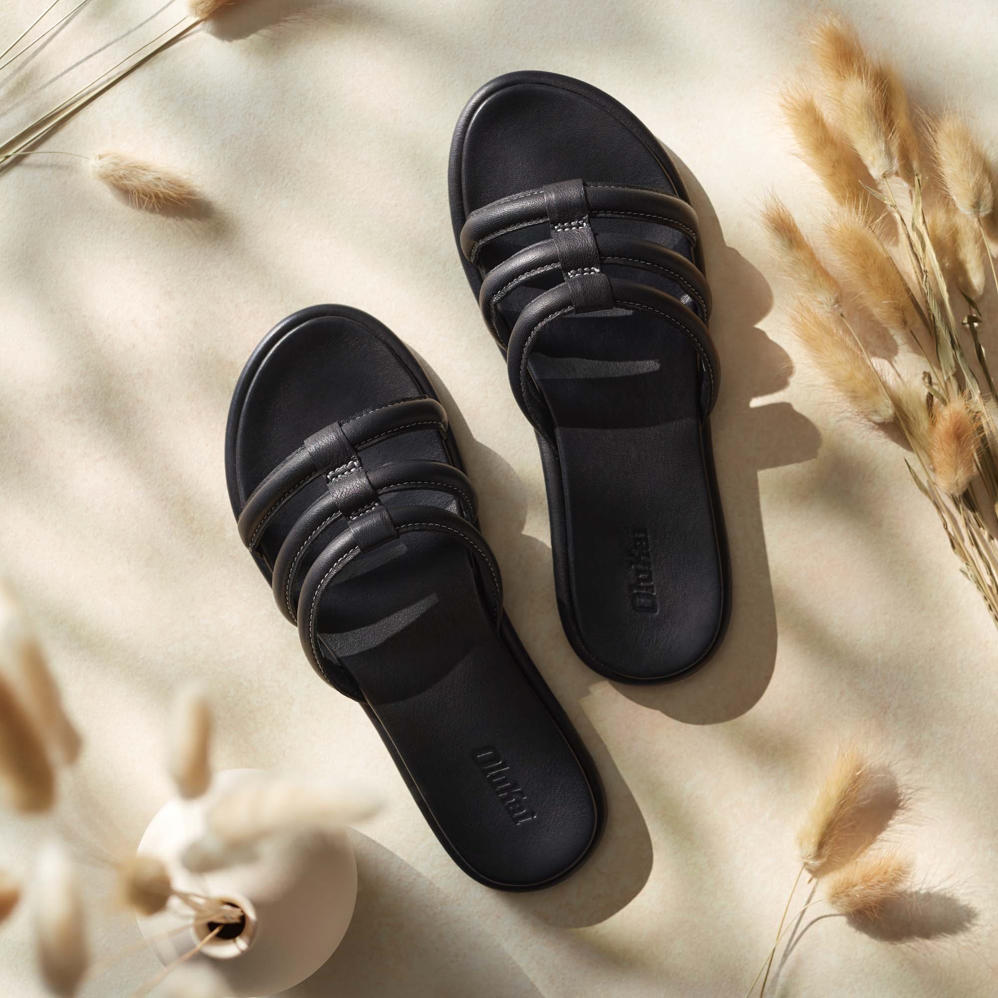 Tiare Slide - Black - Image 2